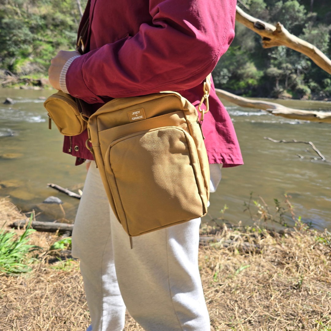 The Jubi Crossbody Parent Bag (Latte Beige)