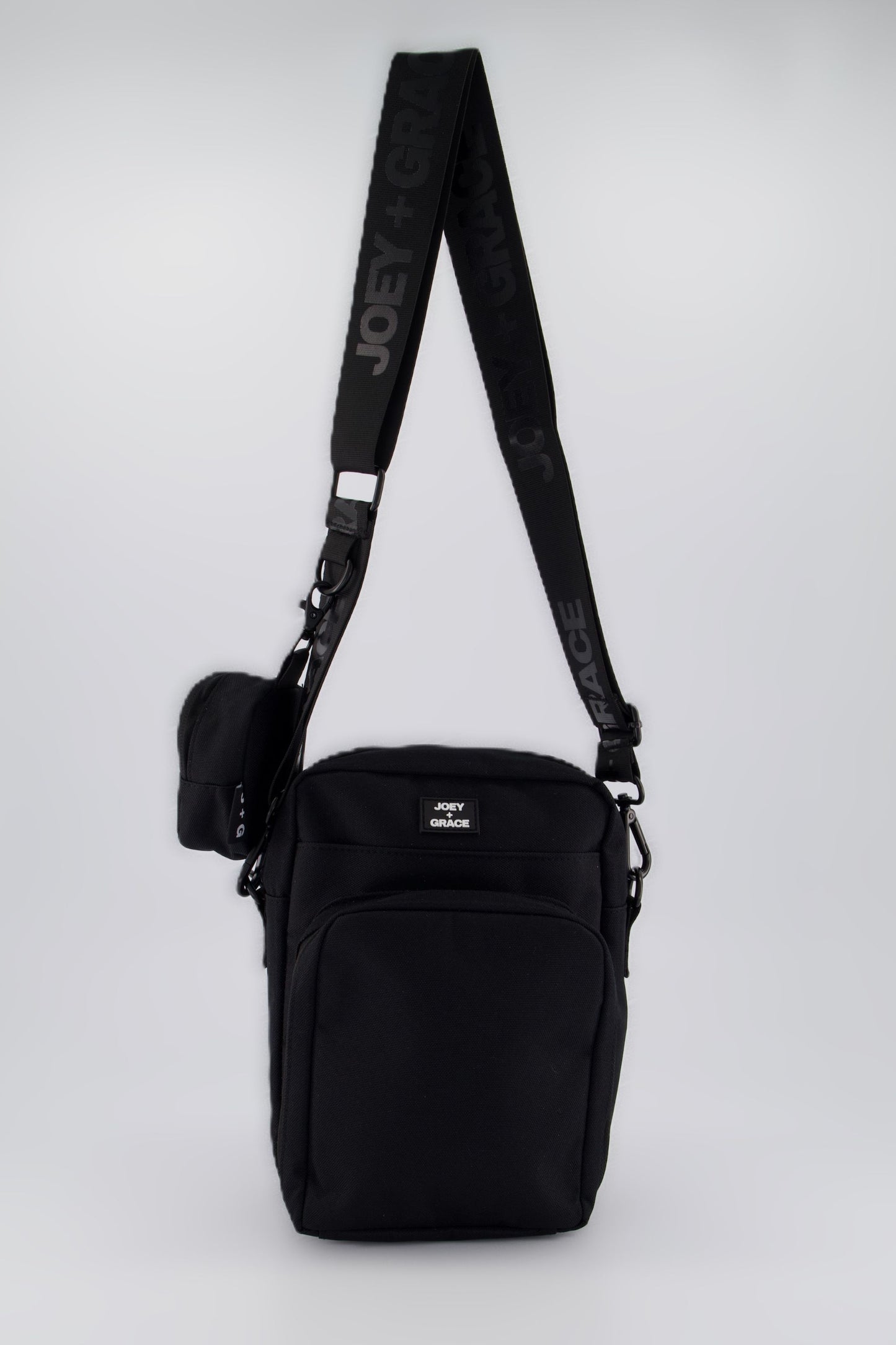 The Jubi Crossbody Parent Bag (Midnight Black)